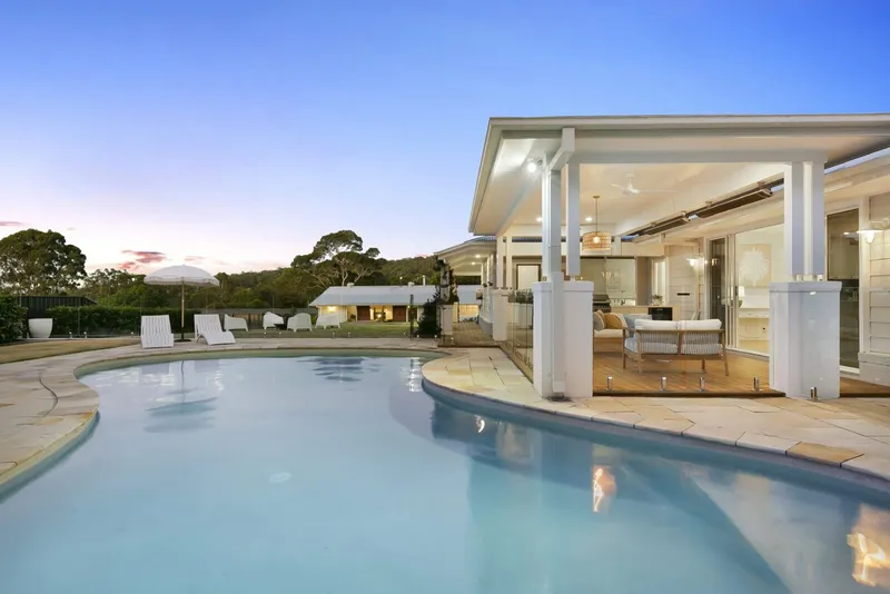 Tallebudgera Homestead - Traditional homestead facade retaining quintessential pastoral character
