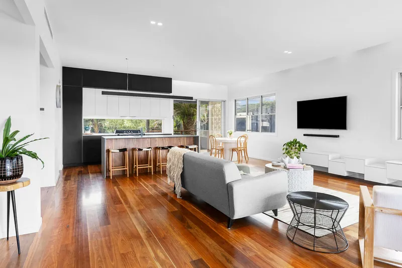 The Causeway House - Architectural details highlighting collaborative craftsmanship